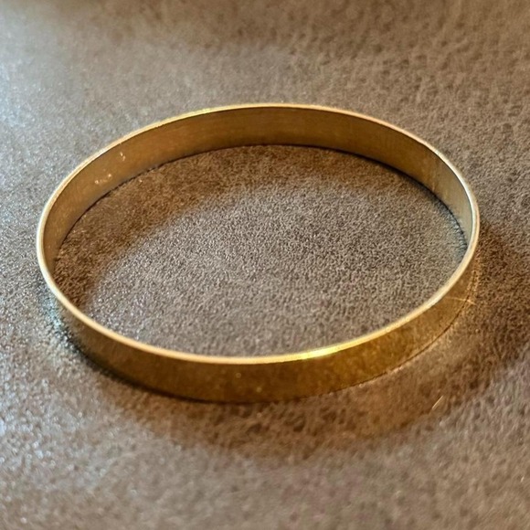 Handmade Jewelry - Gold Tone Bangle Bracelet with Smooth Finish